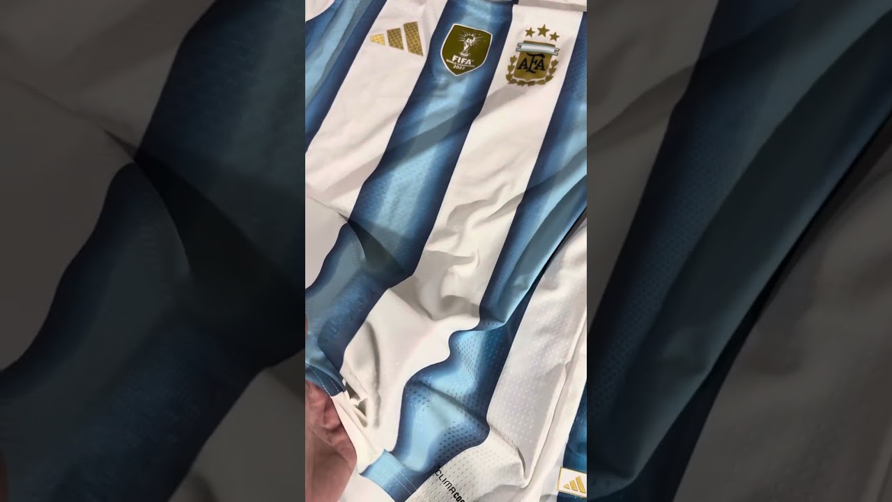 Comparativa entre la camiseta original de Arg vs “importada” 