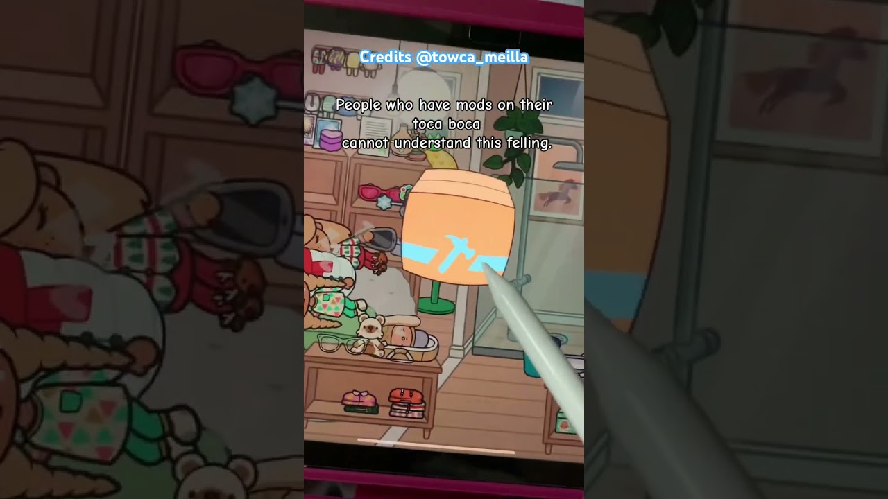 People who have mods on their phone will never understand this feeling in Toca Boca 🩷