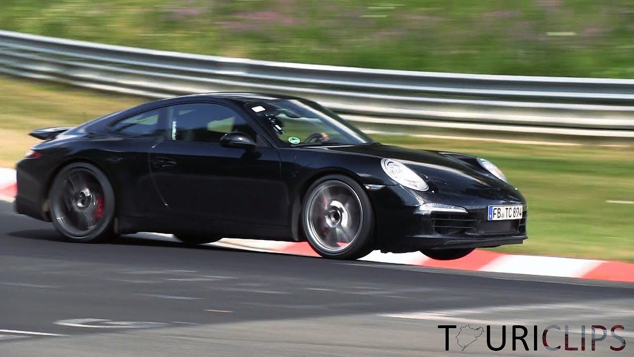 Porsche 991's being pushed to the limit at the Nürburgring!