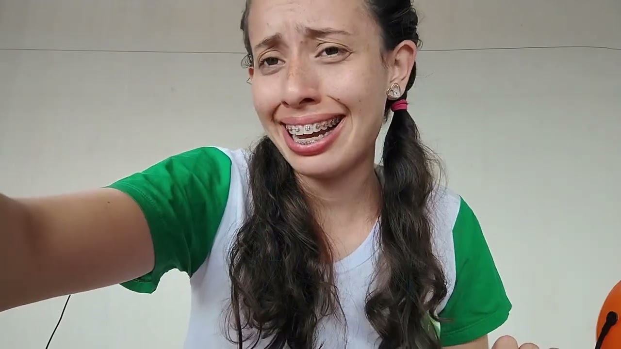 MONTANDO PEÇAS COM O KIT HALLOWEEN DA BIJU DA BARBI