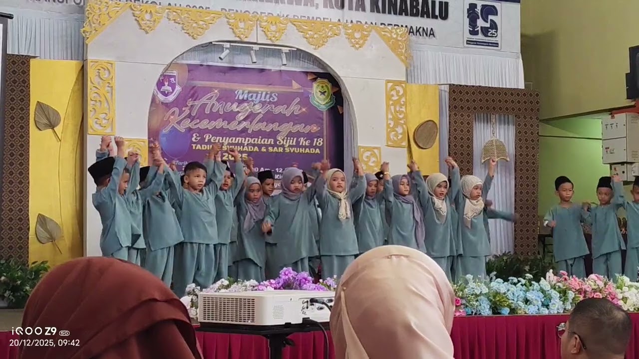Simpan sebagai kenangan.. convocation 🎓 #december202025 #memories Tadika syuhada taman bukit setia😍