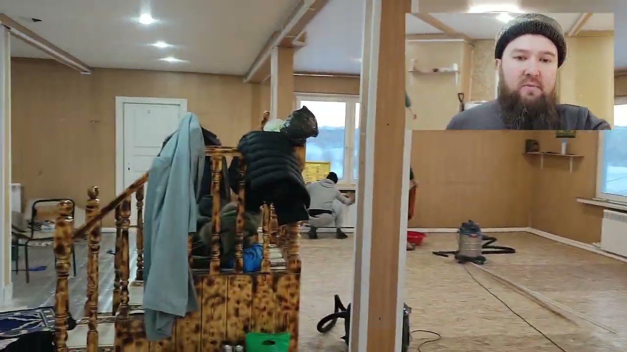 Ремонт в здании исламского центра. Сделали Михраб. Идёт подготовка зала к Рамадану 2025