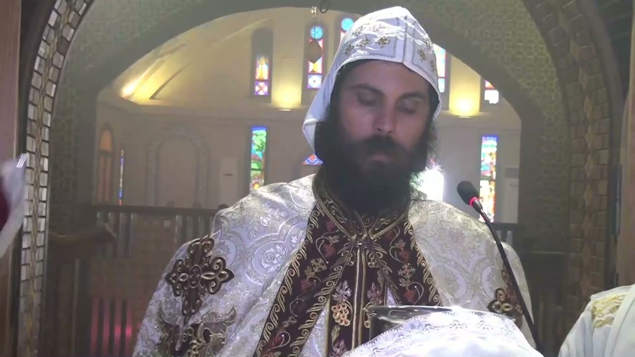 قداس استلام الذبيحه 4 ابونا دانيال الحبيب