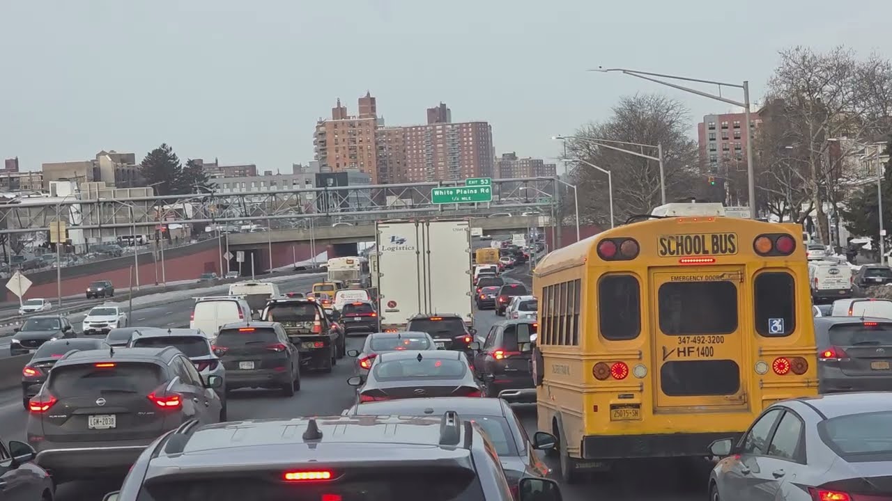 bez pompy POMPA NA BRONX NY: żebym tylko wiedział co mnie tam czeka...