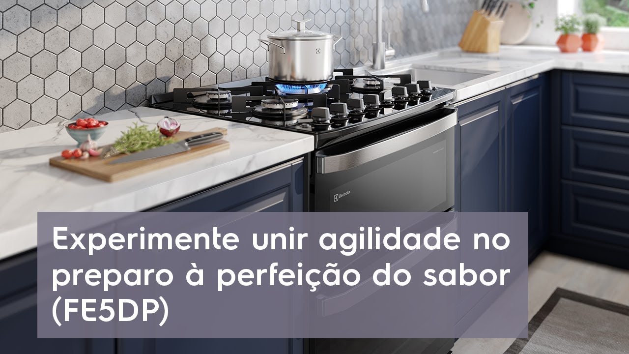 Fog&atilde;o Electrolux 5 Bocas Experience Preto com PerfectCook360 (FE5DP)