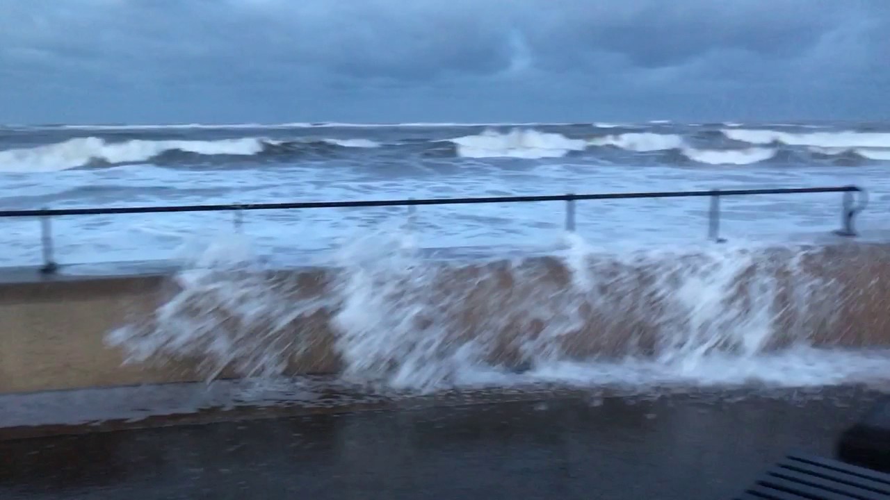 Redcar storm serge 2017