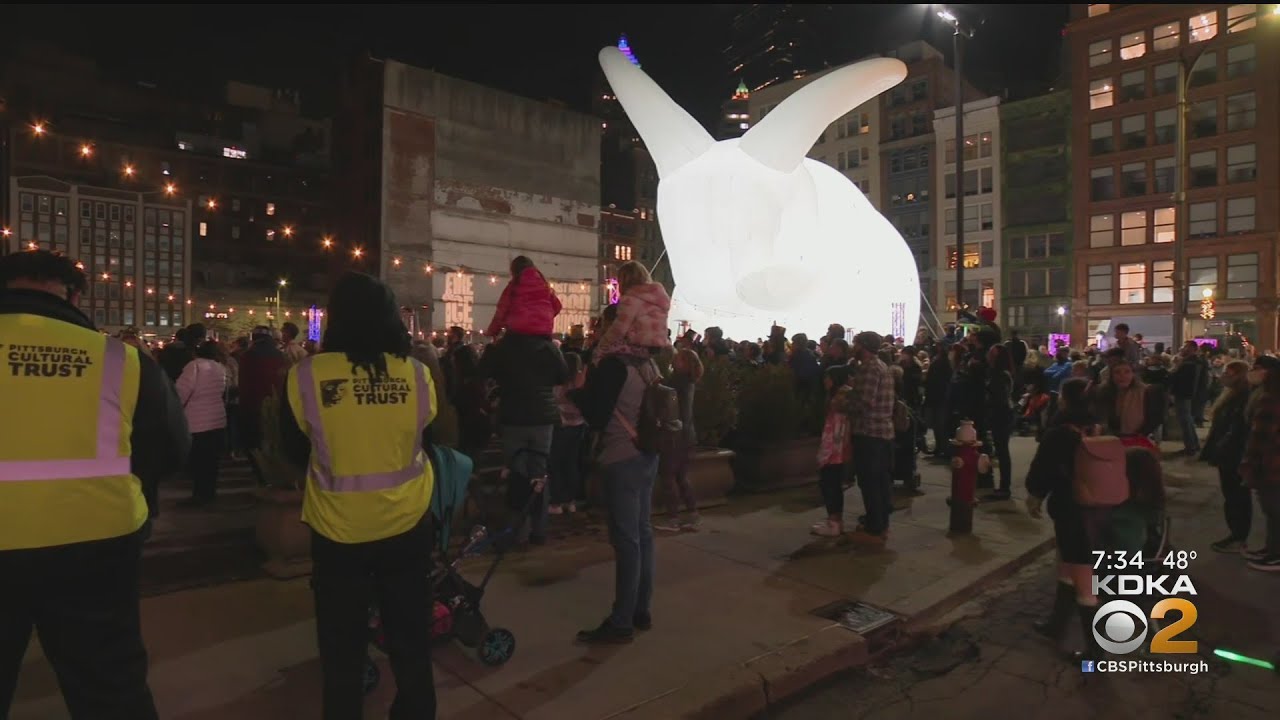 Giant Rabbit Hops Into Pittsburgh For New Year's Eve