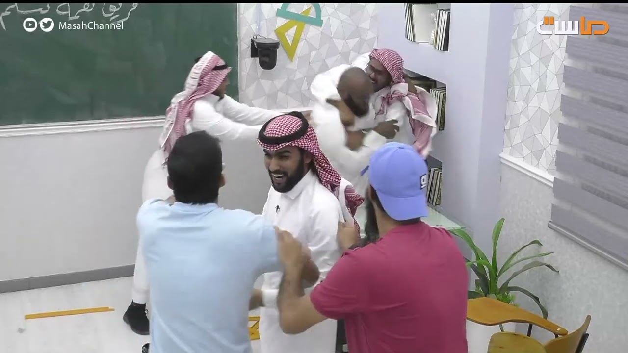 مناوشة بين محمد الشمراني والوكيل المكلف ( كسروا فصل همة 😂 )