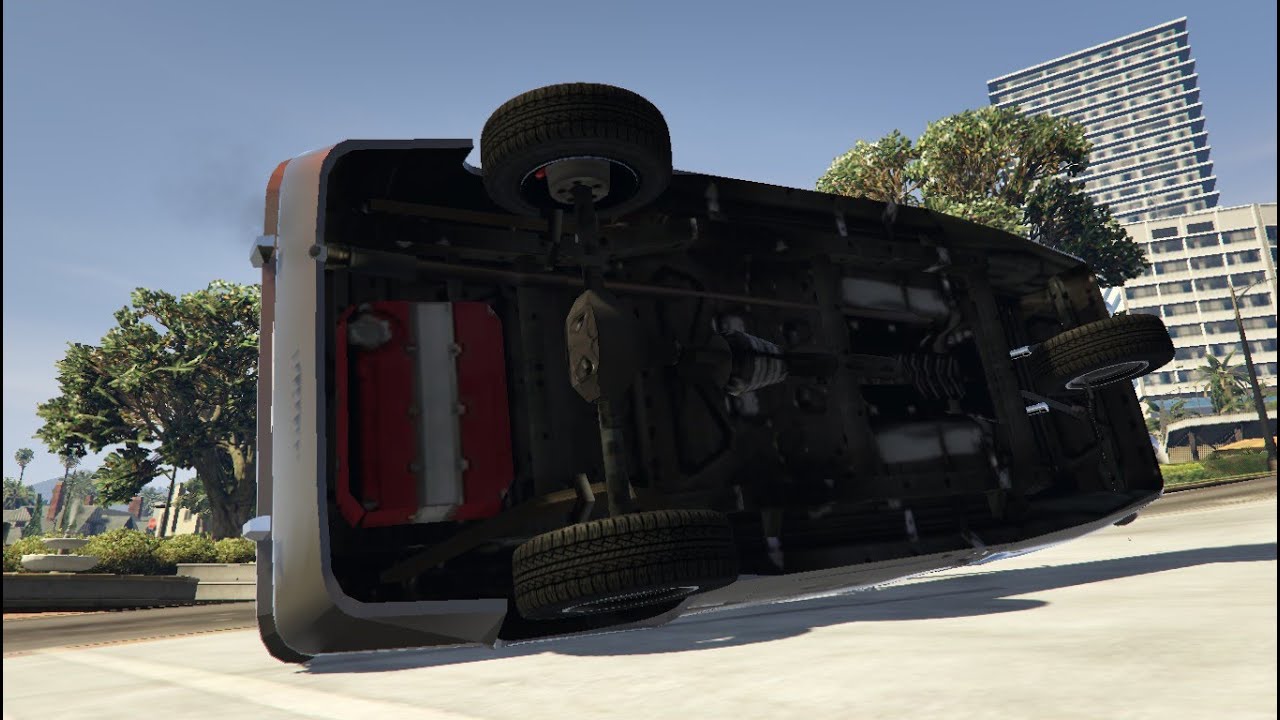 GTA 5 Rolling a Reliant Robin