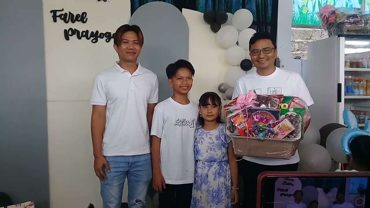 MOMEN KEDATANGAN OM RAIS DAN VANIA DARI ACEH, DI ACARA ULTAH FAREL PRAYOGA