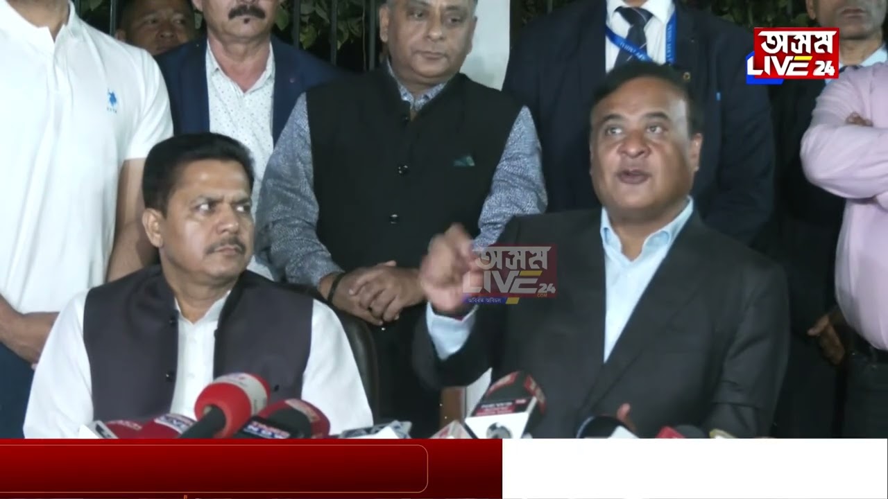 গৌৰৱ গগৈয়ে কাৰ কথা মতে কাপোৰ পিন্ধে? কাৰ কথা মতে কথা কয়?