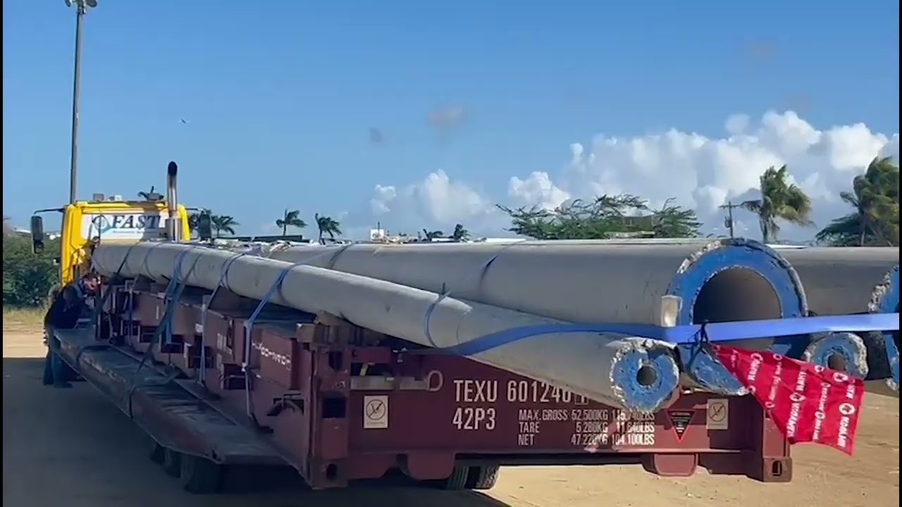 Pole di luz pa diferente veld di futbol a yega Aruba