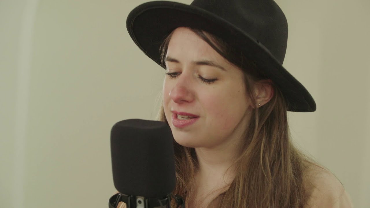 Marieke van Ruitenbeek - Andere Handen (Alin Coen original)