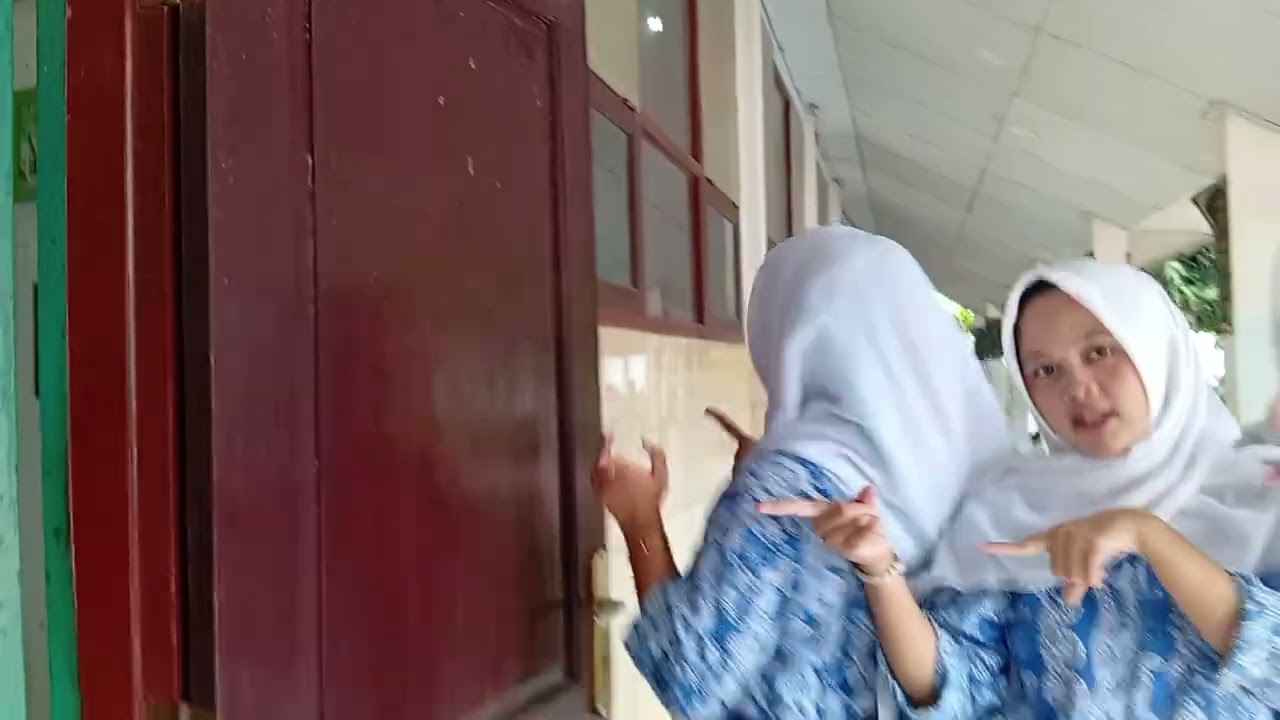 Pertunjukan profil SMK MHI MULIA HATI INSANI TUGAS PKK