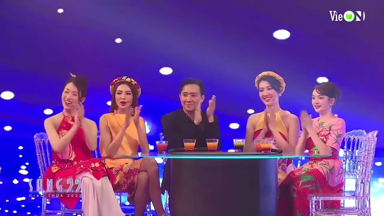 Hoàng Thùy Linh cháy hết mình với hit Gieo Quẻ đầu năm | SÓNG 22
