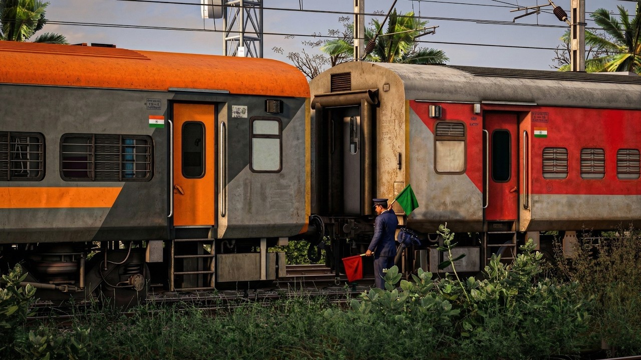 Indian Railways: Amrit Bharat Express Shunting & Coupling | Joining Two Split Rakes at Platform