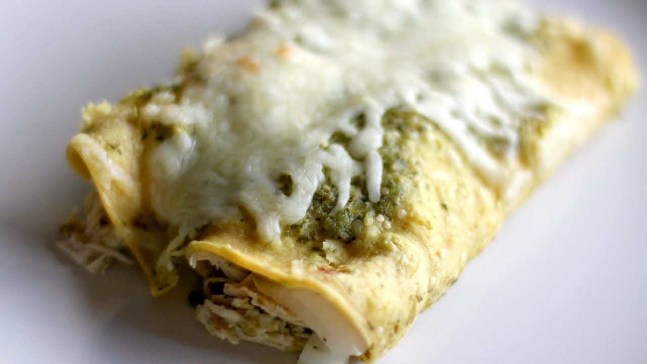How to Make Chicken Enchiladas Verdes | Hilah Cooking