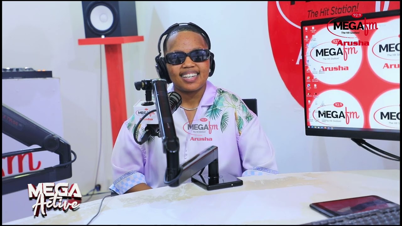 CHLEY AFUNGUKA NGOMA MPYA NA DIAOMND/ AELEZA HAYA KUHUSU MUZIKI WA TANZANIA/ AWEKA WAZI UMRI WAKE