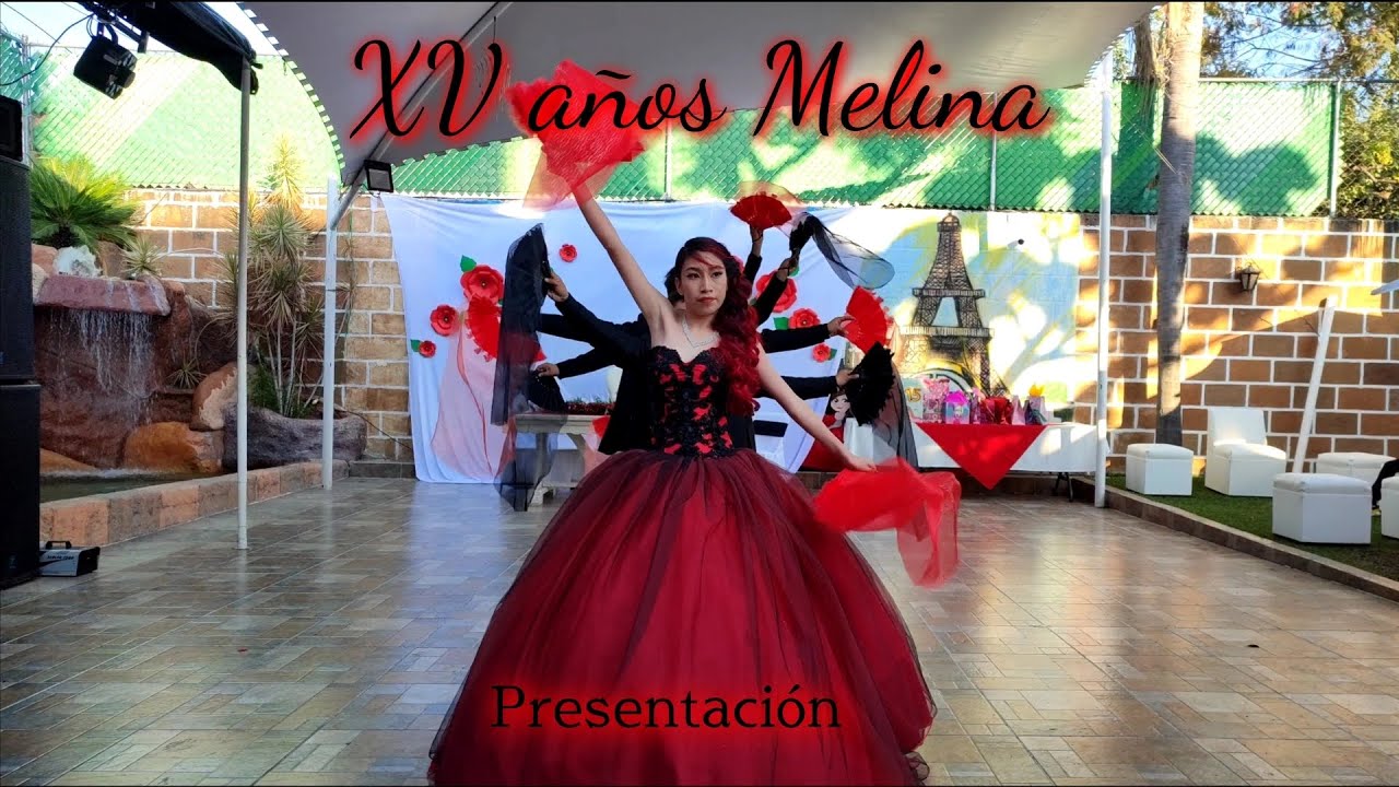 El mejor vals de XV años con abanicos 🔥🤩 | Fuego - Bond Entrada de XV años | 15 años Melina