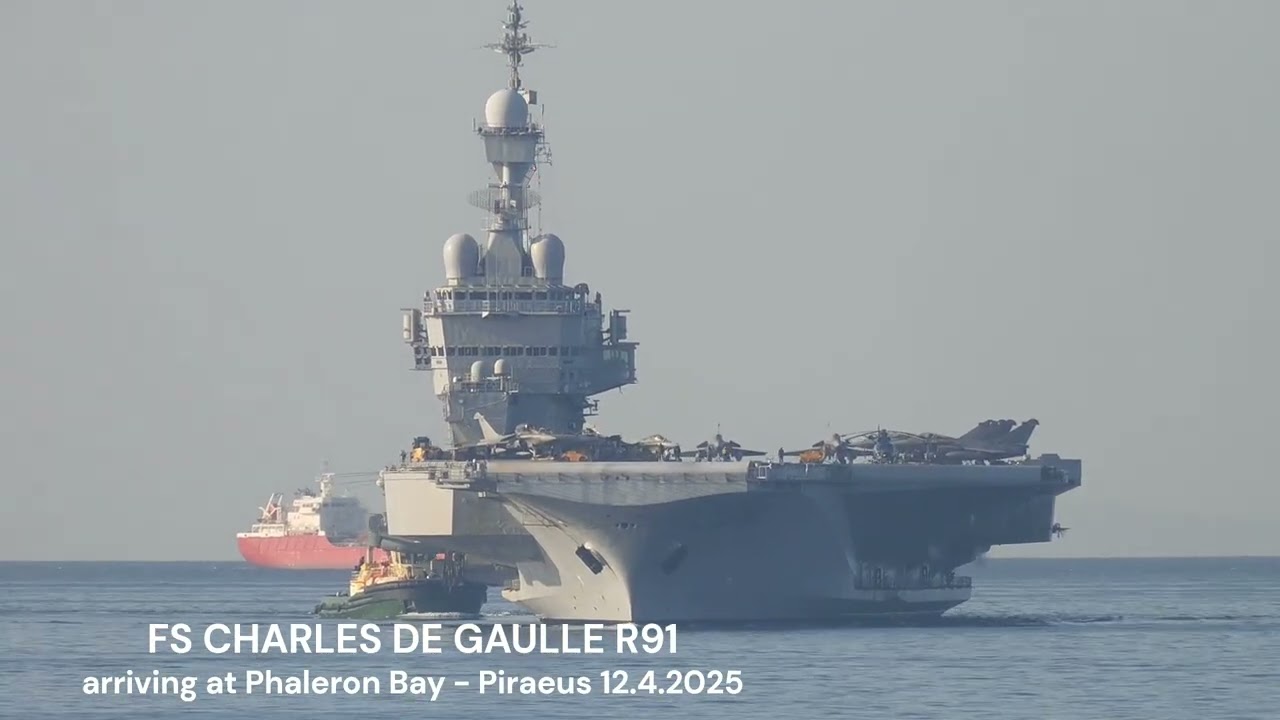 FS CHARLES DE GAULLE R-91 arriving at PHALERON Bay - Piraeus ,Greece