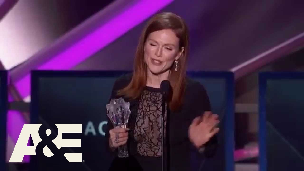Julianne Moore Wins Best Actress - 2015 Critics' Choice Movie Awards | A&E