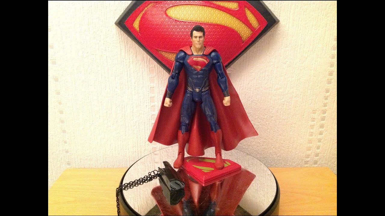 Superman with Kryptonian Command Key Figure Review - Man of Steel Movie Masters