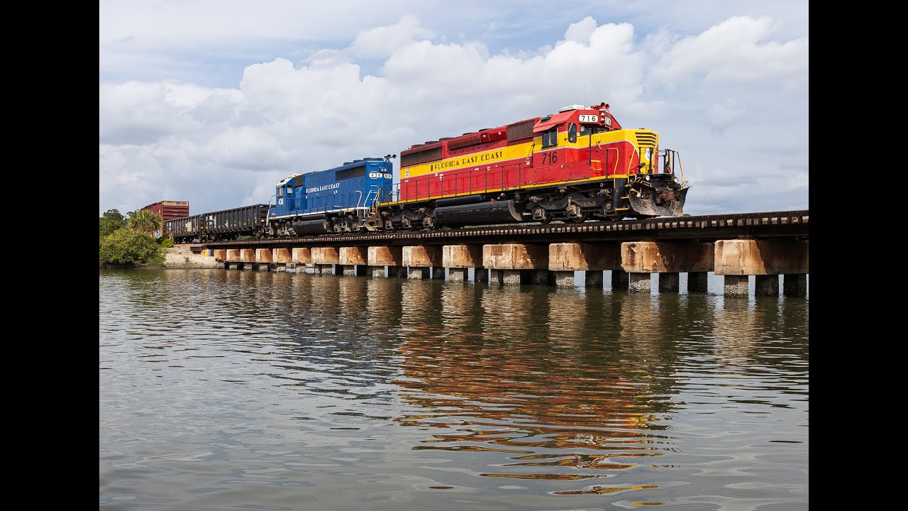 Florida East Coast Railway: Through Marsh and By Searchlight