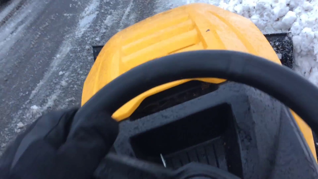 Cub Cadet XT1 in the Snow review
