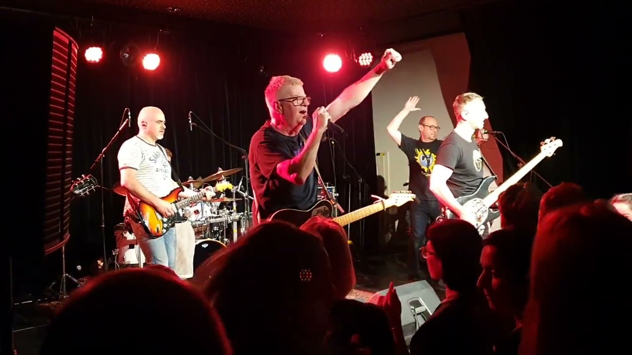 Mňága a Žďorp - Rodné lány Live at Malý Berlín 2023