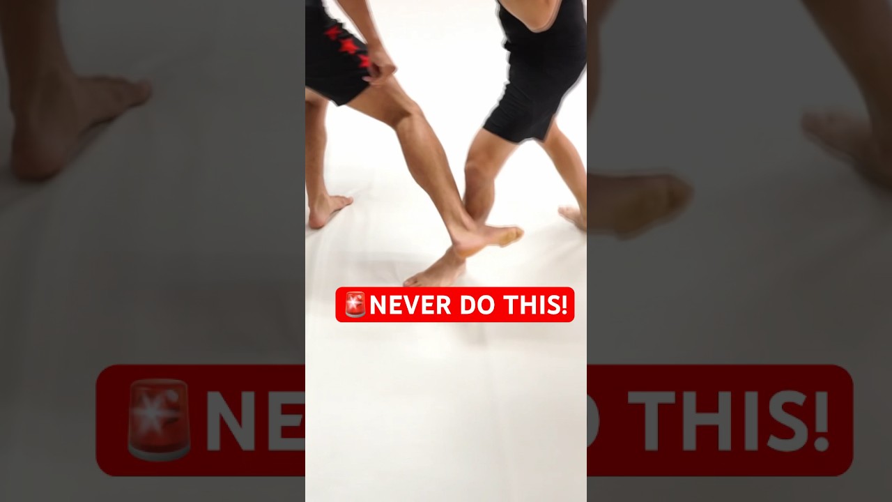 🚨ВНИМАНИЕ🚨НЕ НАНОСИТЕ ТАКИЕ УДАРЫ В ИКРЫШИ #fightskills #ufc #mma #kickboxing #mmafight #mmafighting