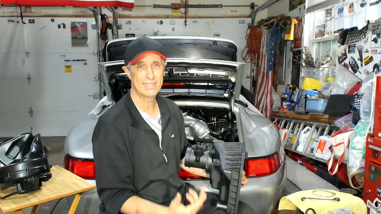 Porsche 993 rear lid strut   fuel and air filter change with deep clean
