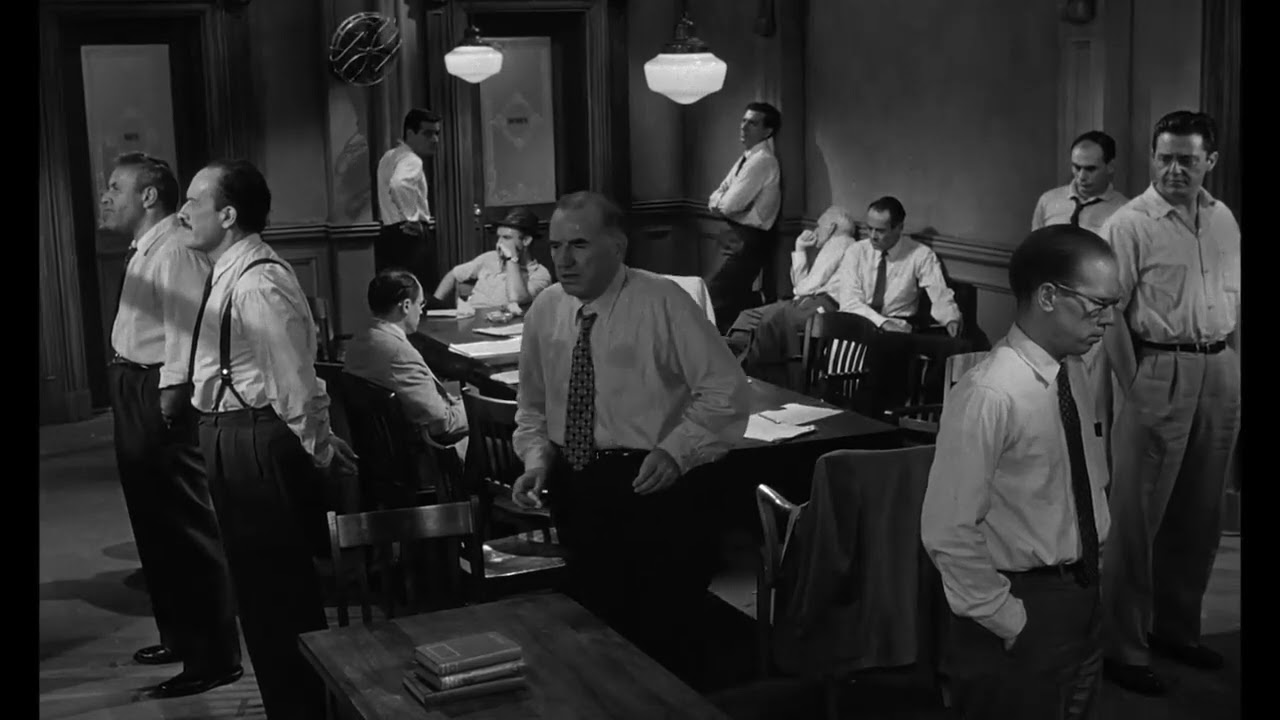12 hommes en col&egrave;re - s&eacute;quence des pr&eacute;jug&eacute;s