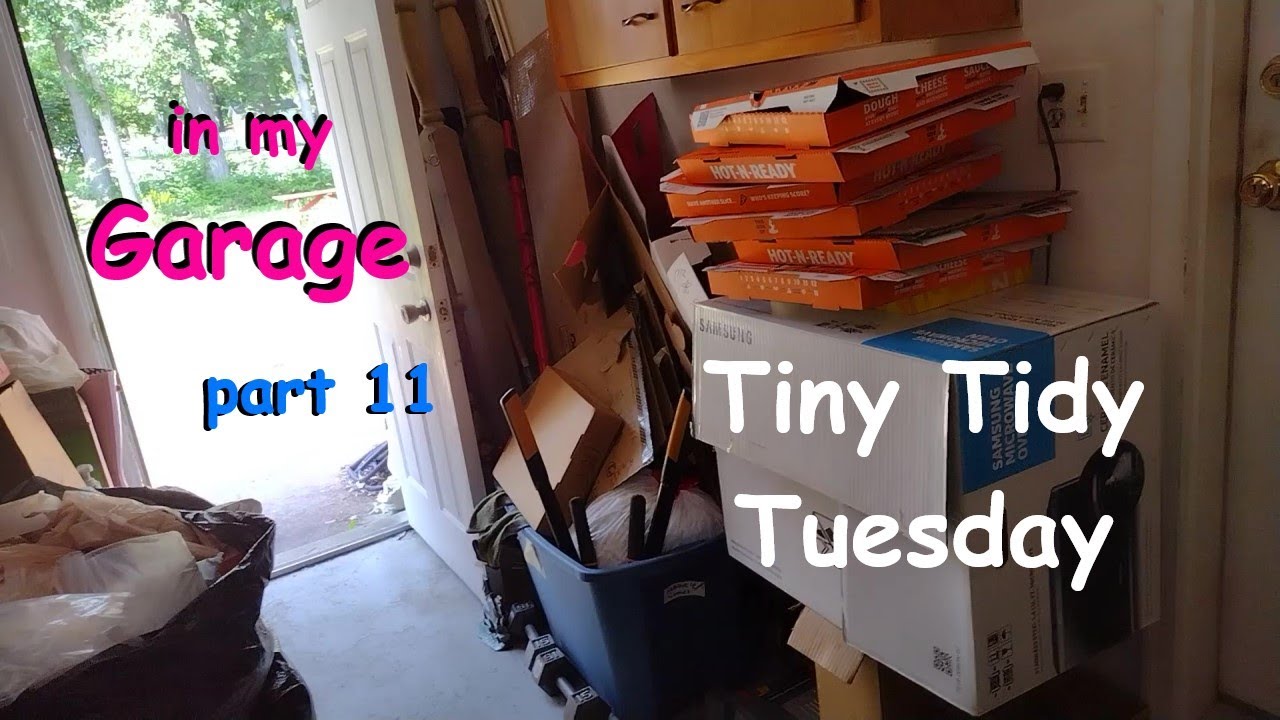 TINY TIDY: *Garage Declutter_one section at a time_Part 11_Boxes & Weeds!!!*