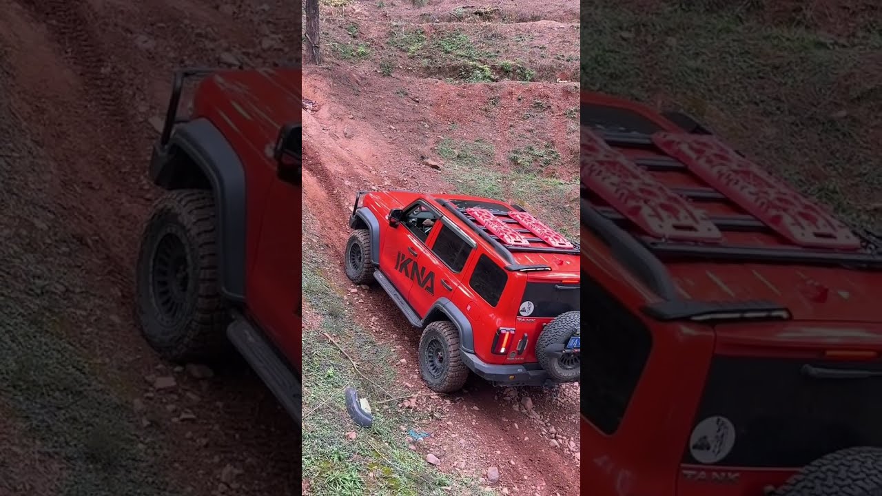 GWM Tank 300 2.0T vs BAW BJ212 2.4T: These risky off-road scenes are unbelievable