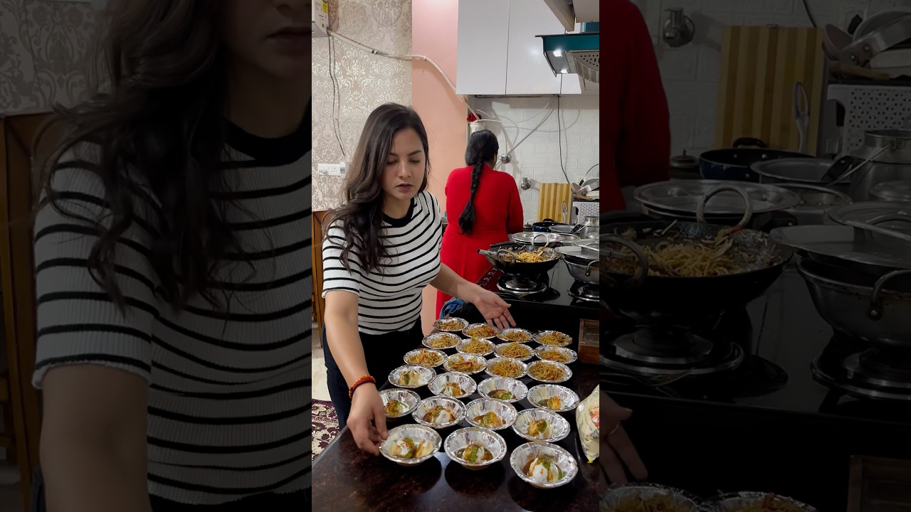 Choti holi celebration🎨🎉 #nehabisht #cooking #pahadi #ytshorts #holicelebration #dahibhalla #food