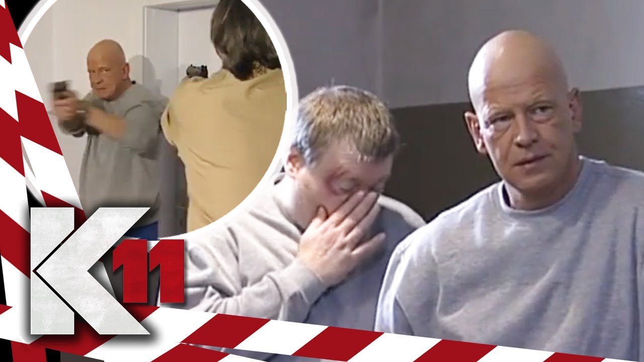 Ermittlung hinter Gittern: Waffe runter, ich bin von der POLIZEI!
