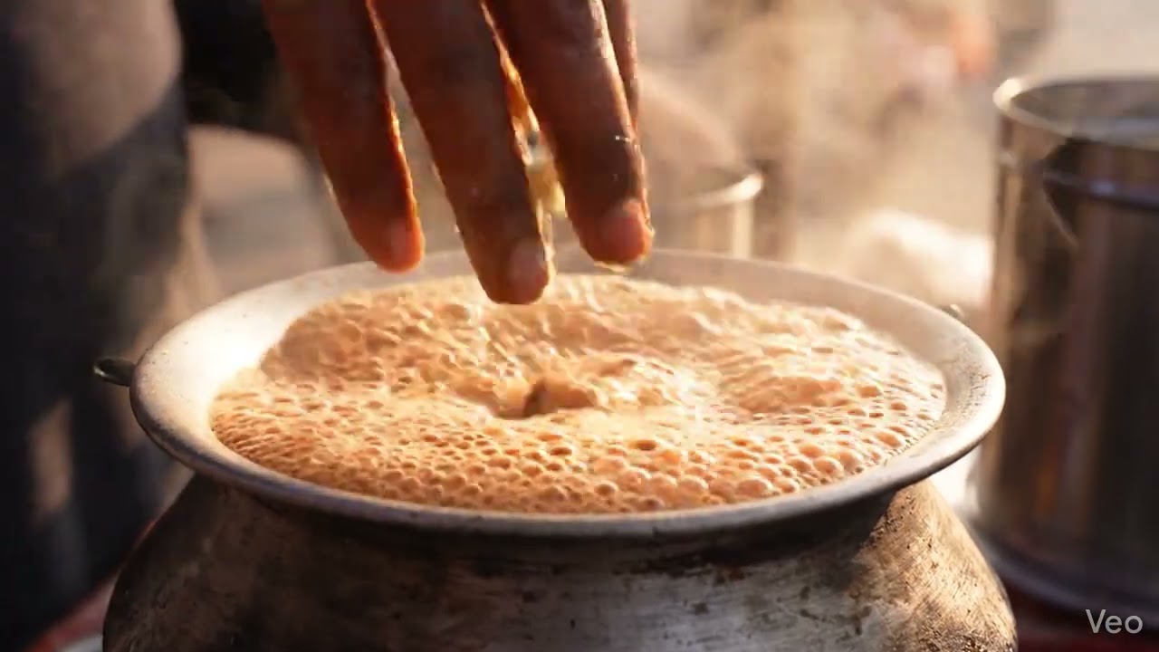 “Street Style Desi Chai ☕ | Perfect Milk Tea Making”