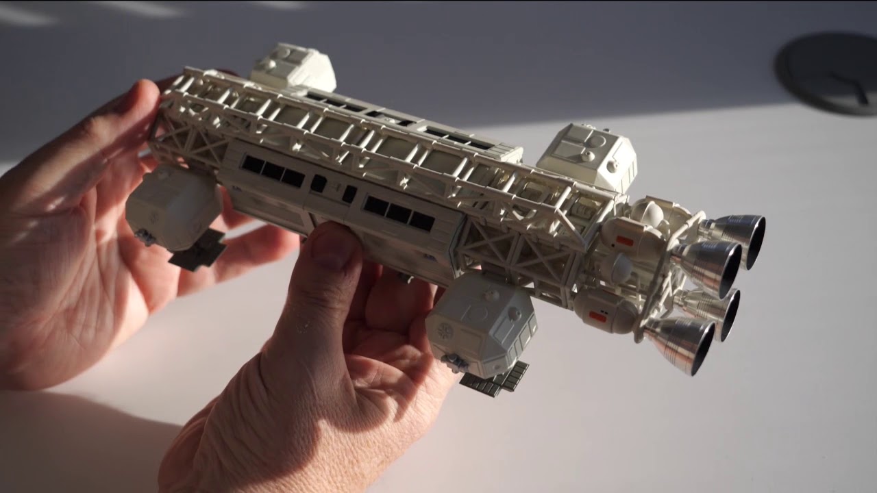 Test Shots for Space: 1999 Range