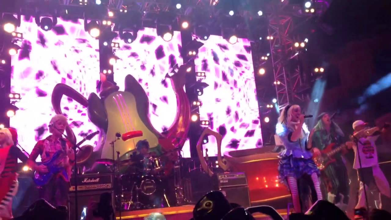 The countdown for 2014 at Mad T Party