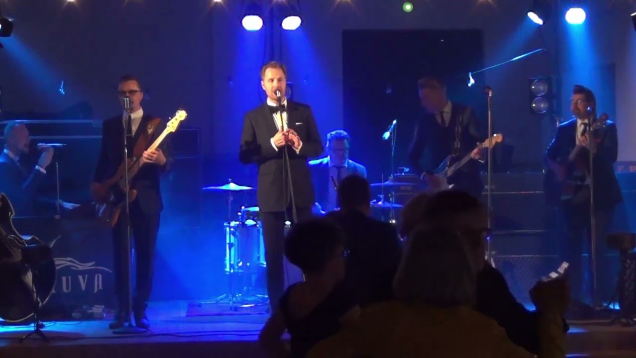 Kyösti Mäkimattila & Varjokuva - Aamuöiseen sateeseen