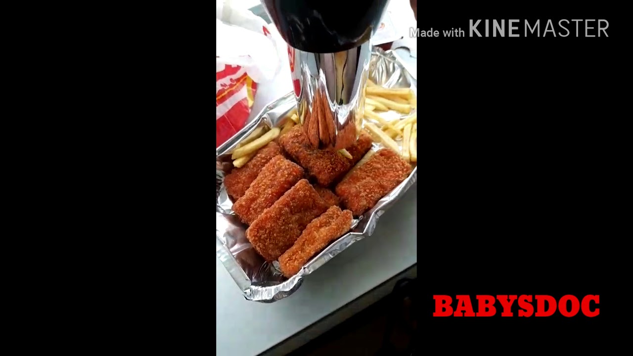 eating AlBaik chicken Nuggets from Jeddah Saudi Arabia  in Dubai