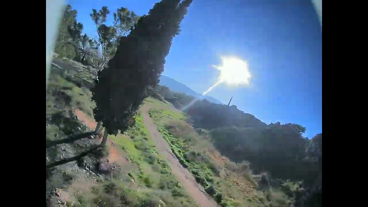 Crisp winter morning FPV flight - some proximity flying - powerloop at 1:38