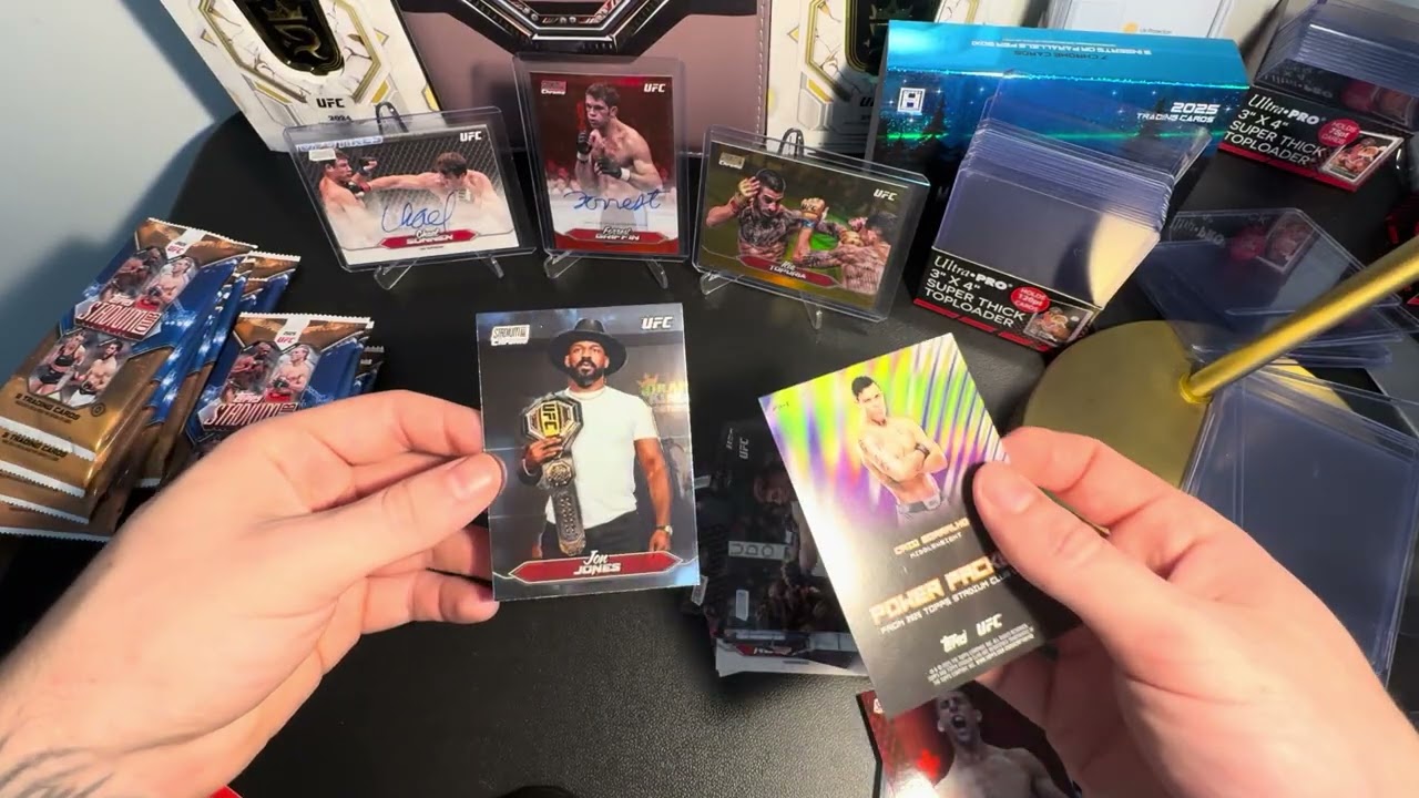 I Opened 25 Stadium Club UFC Megas ! And a hobby…