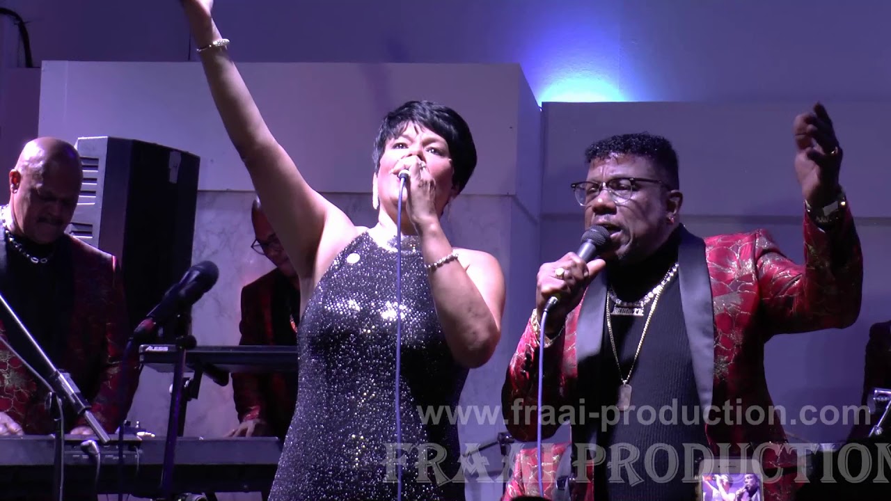 Melania   El Cielo Azul - Duo Melania i Kenneth