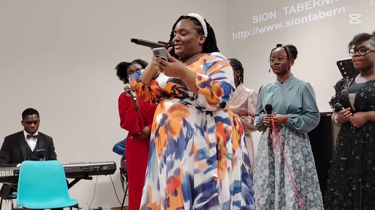 Réveillon 2025: SR JESSICA ET LE GROUPE SION | VOIS-TU PAS POURQUOI JE SUIS HEUREUX