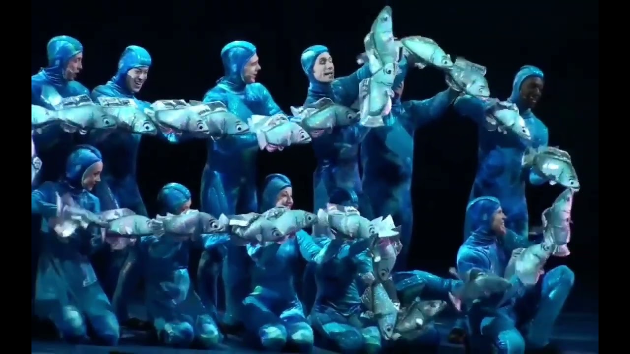 Finding Nemo the musical moonfish Marlin Dory acrhor Bruce chum Mr Ray crush bubble Deb Gill 2012