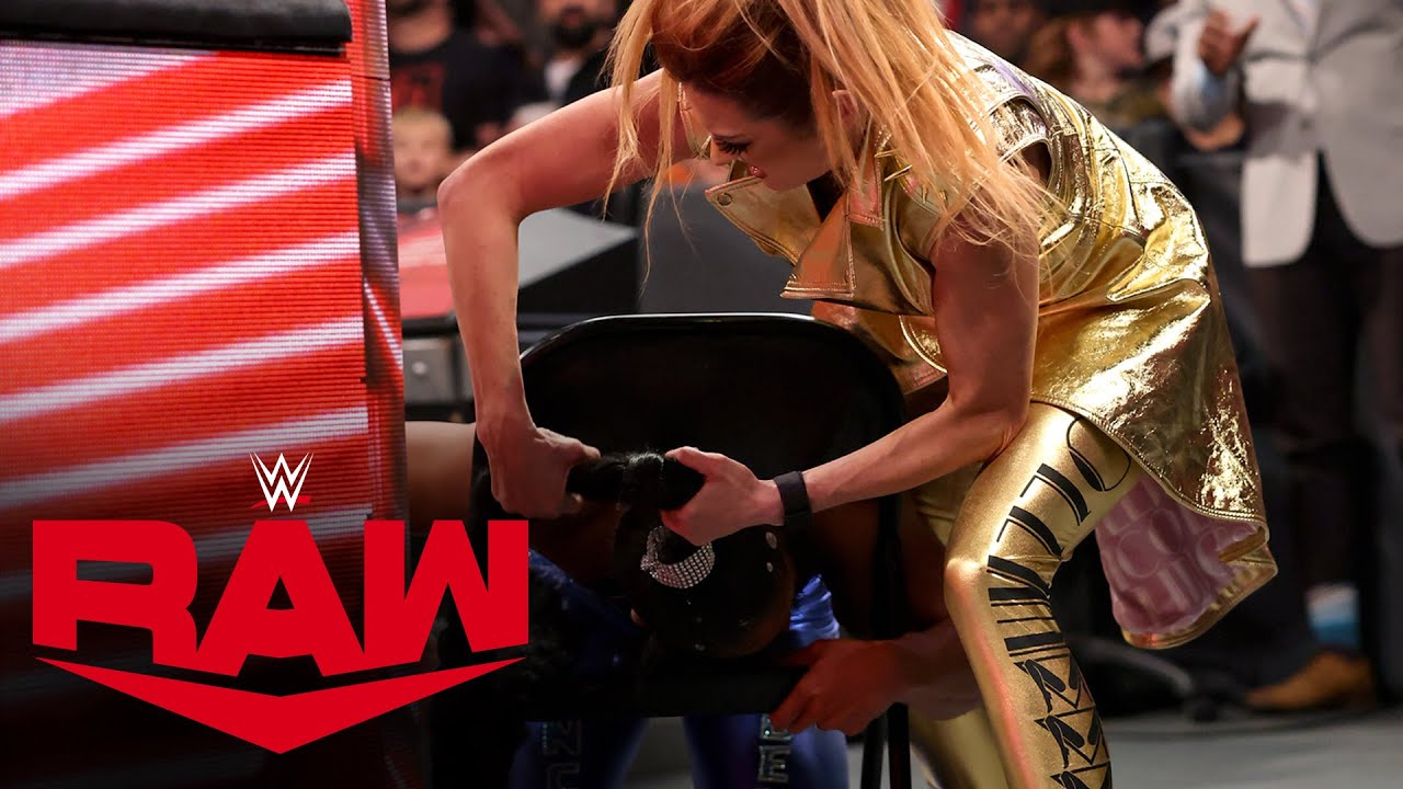 Бекки Линч победила Бьянку Белэр после её матча с Дудроп: Raw, 14 марта 2022 г.