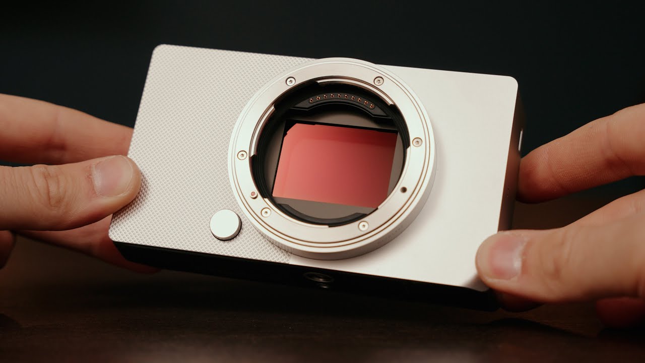This camera feels like an iPhone - Sigma BF review