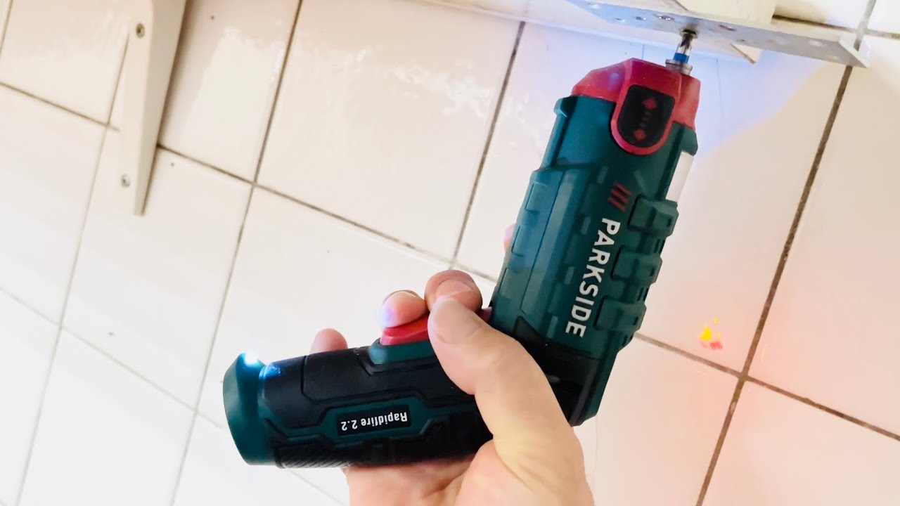 Nápaditý skrutkovač Parkside Rapidfire 2.2