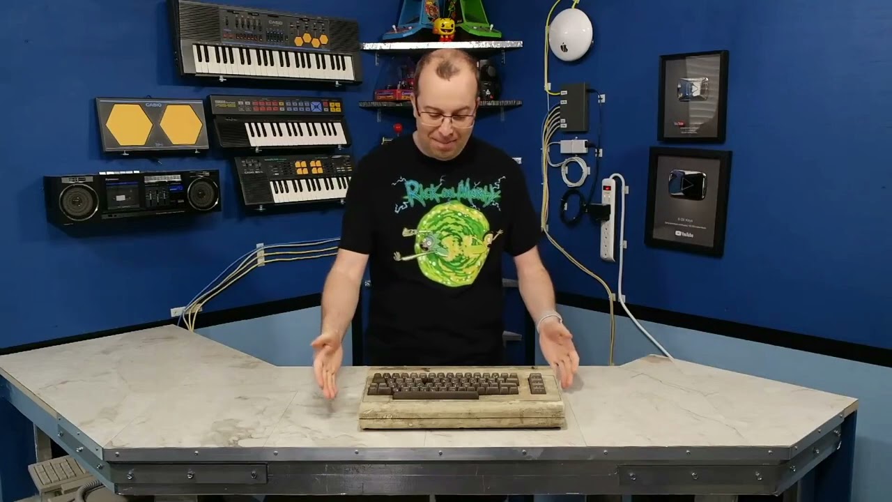 YTP The 8 Bit Guy Restores a Vic 20 Covered In Crap